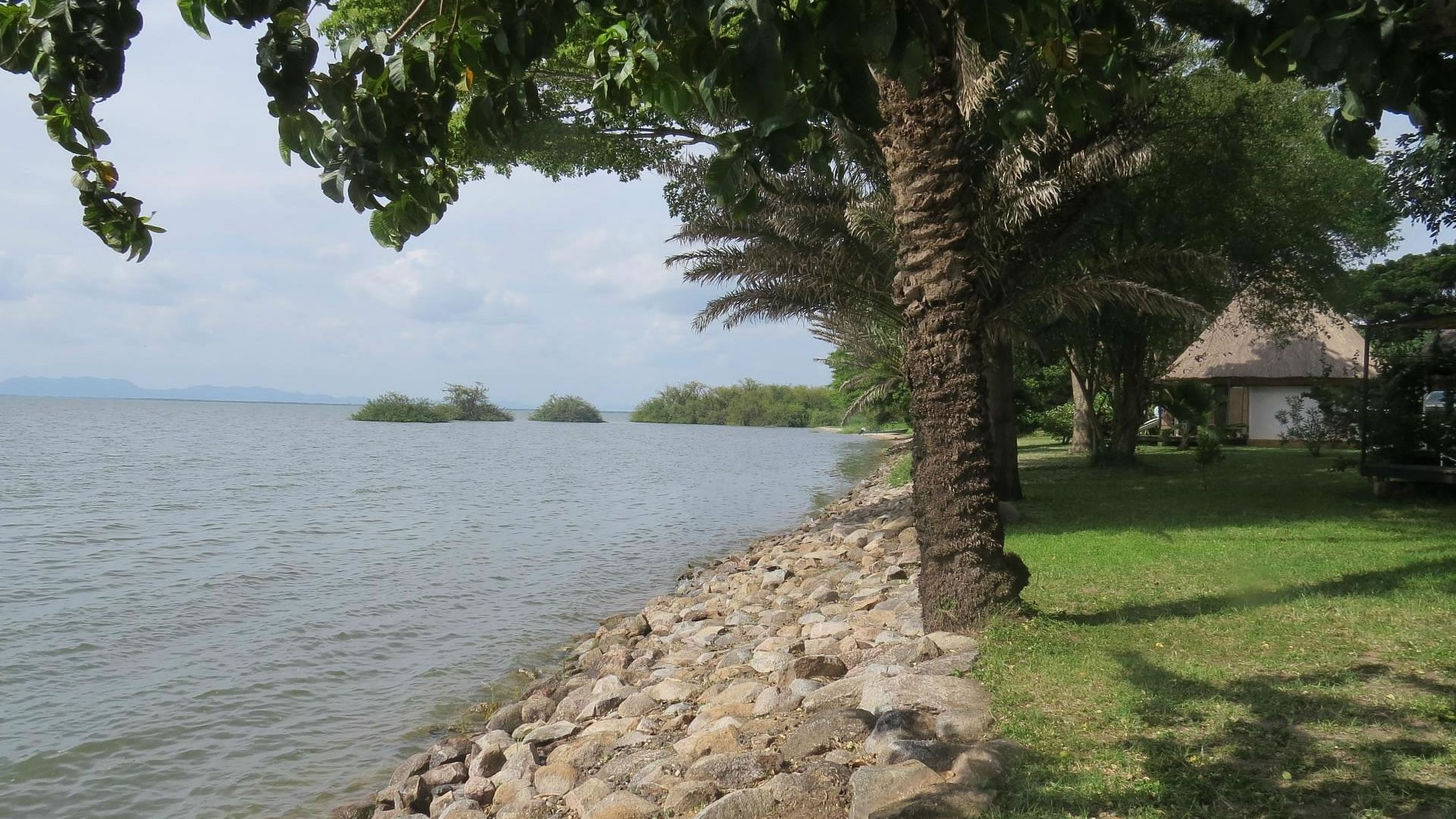 speke bay lodge